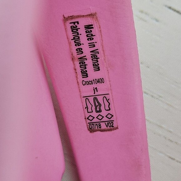 Crocs Electro Clogs Water Pink Kids Child Size J1 Size 1 Two Tone 10400 - Picture 7 of 10